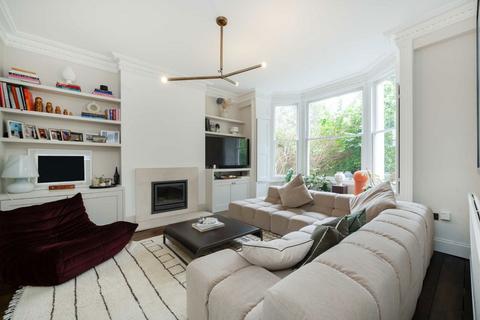 4 bedroom house to rent, Brecknock Road, London N19