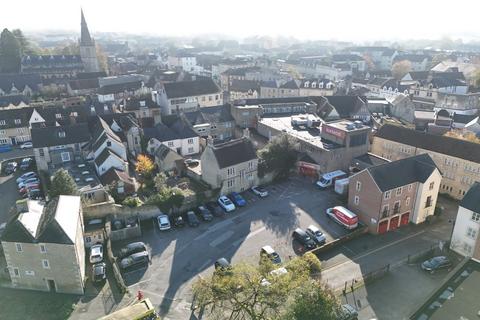 Mixed use for sale, 44-45 Market Place, Chippenham, Wiltshire, SN15 3HU