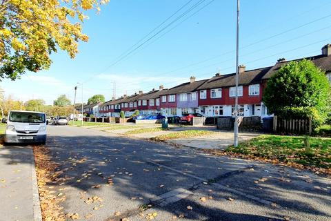 3 bedroom terraced house to rent, Knollmead, Surbiton KT5