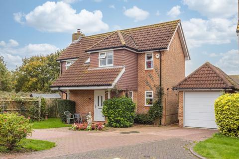 3 bedroom detached house for sale, Mallard Close, Horley RH6