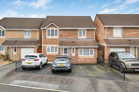 31 Clos Ysbyty, Cimla, Neath, SA11 3PH