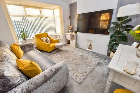 2 bedroom terraced house for sale, Lower Wortley Road, Leeds, West Yorkshire