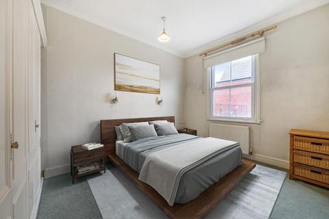 3 bedroom flat for sale, North End Road, Fulham