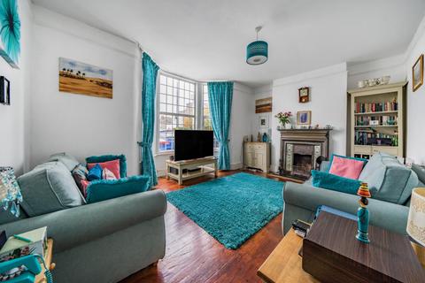 1 bedroom flat for sale, Hazelbank Road, Catford