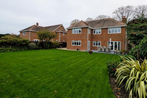 5 bedroom detached house for sale, SANDRINGHAM ROAD, FAREHAM