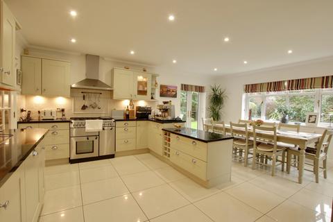 5 bedroom detached house for sale, SANDRINGHAM ROAD, FAREHAM