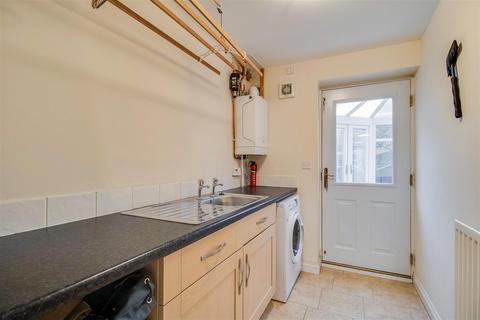 3 bedroom terraced house for sale, Padgett Way, Wakefield WF2