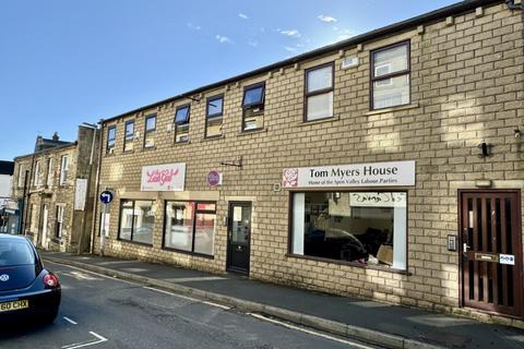 1 bedroom apartment for sale, Cross Crown Street, Cleckheaton, BD19
