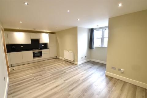 2 bedroom flat for sale, Queens Road, Welling DA16