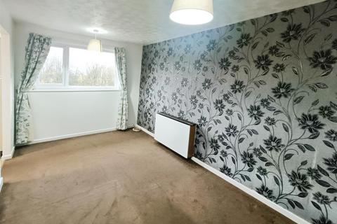 Studio to rent, Stone Hill Drive, Blackburn