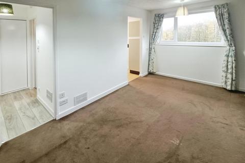 Studio to rent, Stone Hill Drive, Blackburn