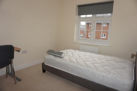 6 bedroom house share to rent, 12 Danby Street, Danby Street, Bristol BS16