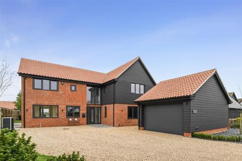 4 bedroom detached house for sale, Willow Corner, Diss IP22