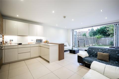 4 bedroom end of terrace house to rent, Emerald Square, London, SW15