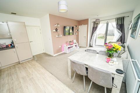 2 bedroom apartment for sale, Trivia Close, Leighton Buzzard