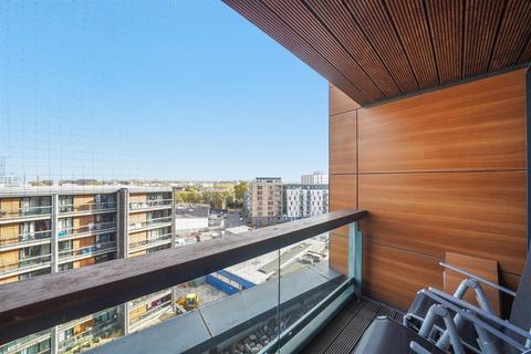 1 bedroom apartment for sale, The Sphere, Canning Town E16