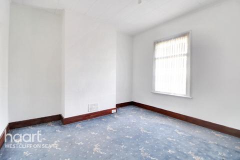 2 bedroom end of terrace house for sale, Roots Hall Avenue, Southend-On-Sea