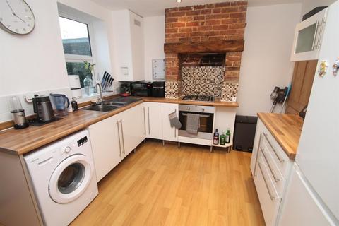 2 bedroom terraced house for sale, St. Georges Square, Maidstone