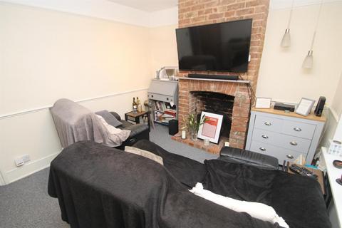 2 bedroom terraced house for sale, St. Georges Square, Maidstone