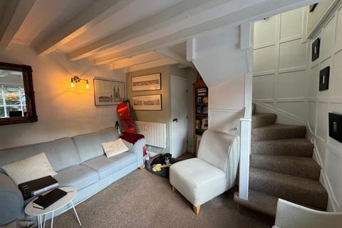 1 bedroom cottage to rent, High Street, Steyning