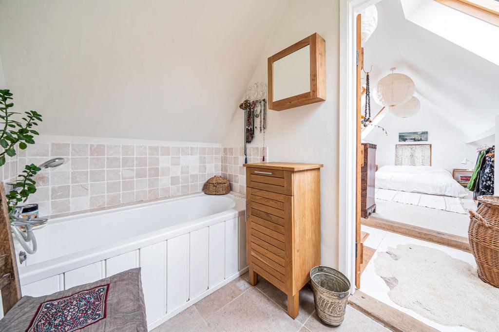 Bathroom (1)