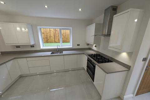10 Valley View, Abercynon, Mountain Ash, CF45 4NH
