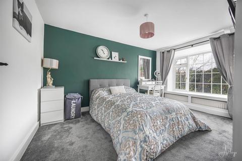 25 Taillwyd Road, Neath Abbey, Neath, SA10 7DT