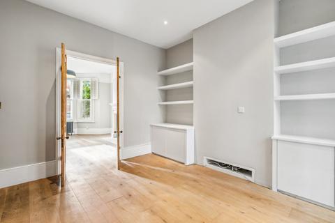 5 bedroom terraced house to rent, Cleveland Gardens, Barnes, London, SW13