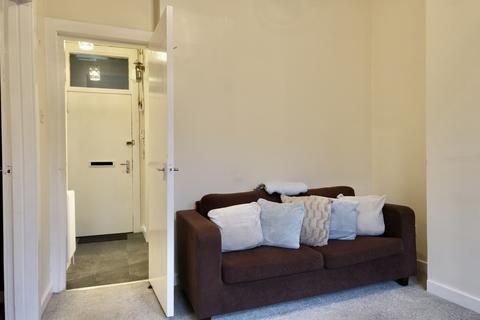 1 bedroom flat for sale, Scotstoun Street, Glasgow G14