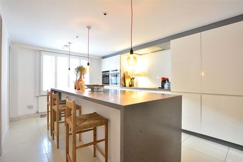 4 bedroom terraced house to rent, Guildford Grove, Greenwich, London, SE10