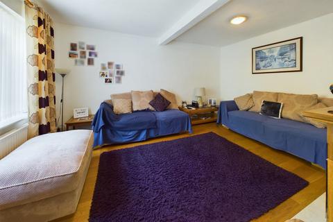 208 Boxted Road, Hemel Hempstead, HP1 2QT