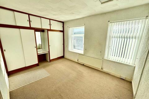 23 Evans Terrace, Trealaw, Tonypandy, CF40 2UX