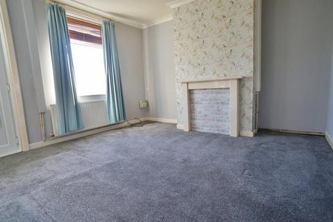 2 bedroom terraced house to rent, Victoria Street, Pontefract