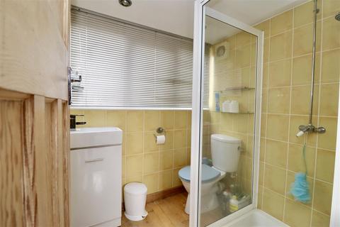 Parkwood Burnby Lane, Pocklington, York, YO42 1UJ