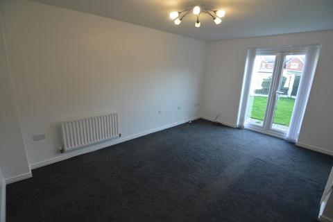 2 bedroom end of terrace house to rent, Kingham Close, Leasowe CH46