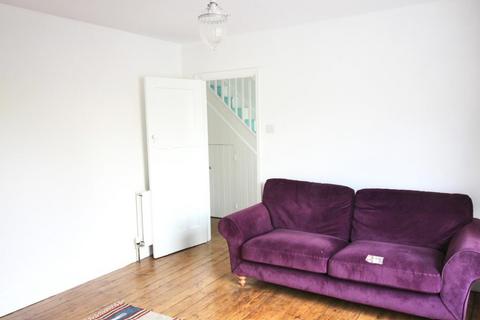 3 bedroom terraced house to rent, Carlyle Avenue, Brighton BN2