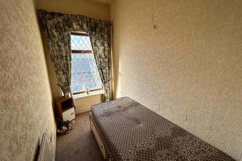 126 Acre Lane, Oldham, OL1 4DN