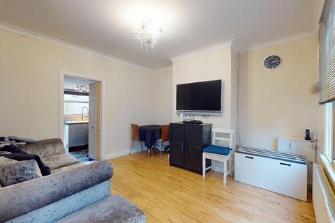 3 bedroom end of terrace house for sale, Gordon Place, Gravesend, DA12