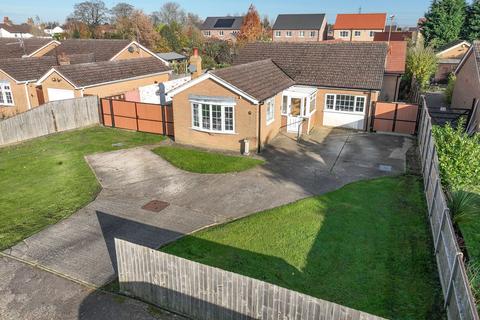 4 bedroom detached bungalow for sale, Common Road, Walton Highway, PE14