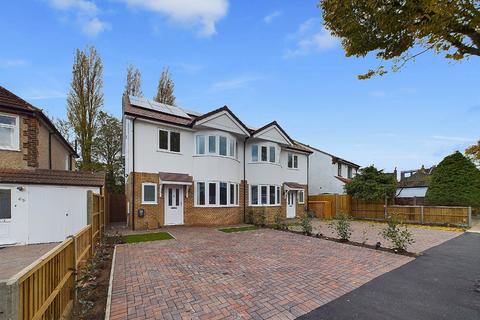 4 bedroom semi-detached house for sale, Longlands Park Crescent, Sidcup DA15