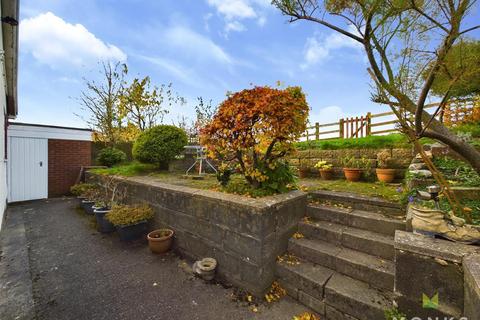 3 bedroom detached bungalow for sale, South View, Oswestry