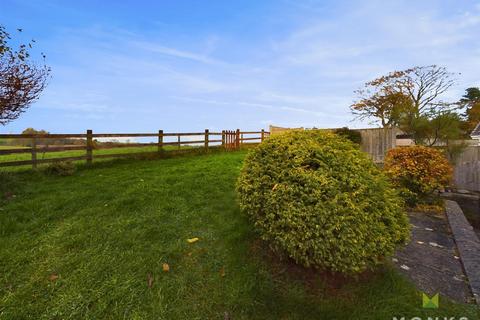 3 bedroom detached bungalow for sale, South View, Oswestry