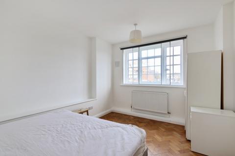 2 bedroom flat to rent, Babington Road Streatham SW16