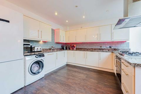 5 bedroom end of terrace house for sale, Magazine Mews, Shoeburyness Southend-on-sea, SS3