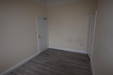 1 bedroom apartment to rent, Valley Bridge Parade, Scarborough