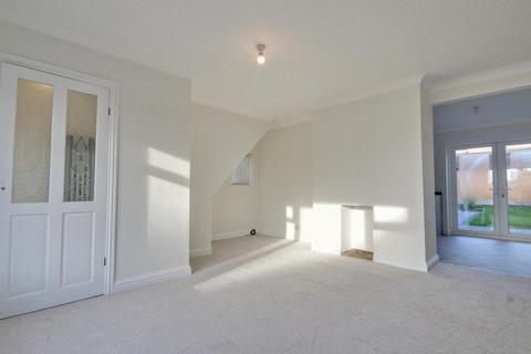 3 bedroom house to rent, Brigg Drive, Hessle