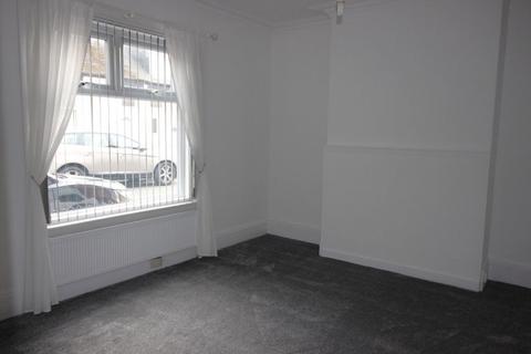 2 bedroom cottage to rent, Mafeking Street