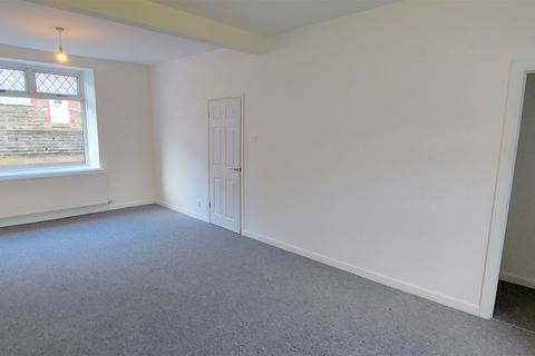 3 bedroom terraced house to rent, Tonna Road, Maesteg