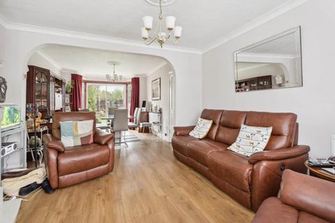 3 bedroom semi-detached house for sale, Northfield Gardens, North Watford