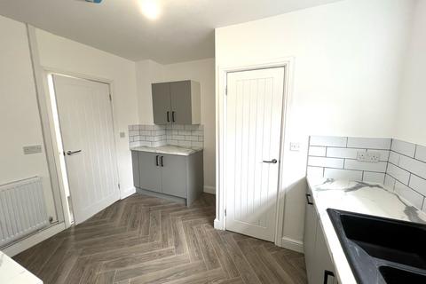 3 bedroom semi-detached house to rent, Bedw Street, Maesteg, CF34 0TF